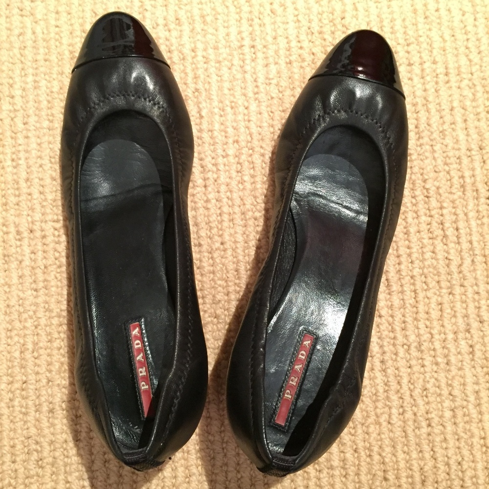 Prada patent cap toe kitten heel ballet pump, 38.5